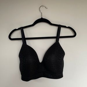 NWOT PINK Wireless 34DDD